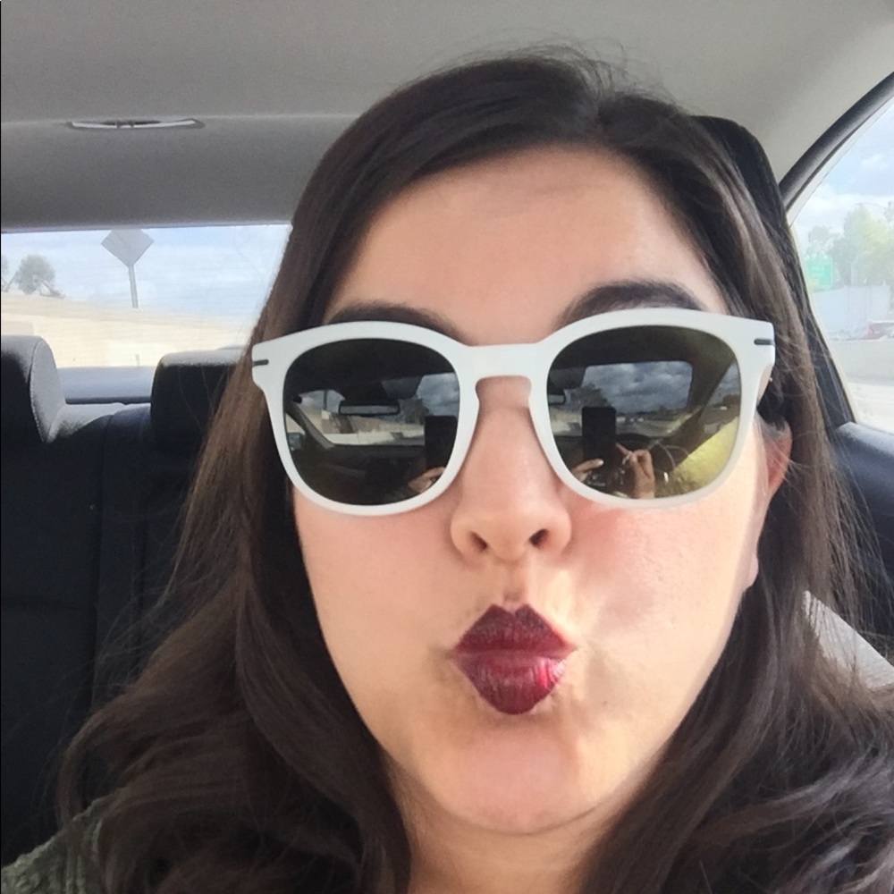 Meet your Posher, Brenda